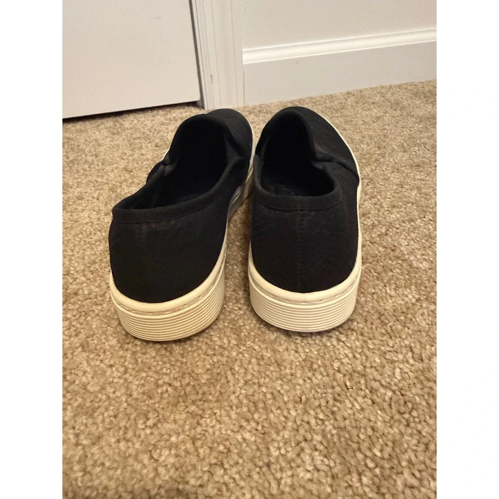 Sofft Somers Slip On Sneakers Womens 7.5 Black Snakeskin Leather Casual Flat
